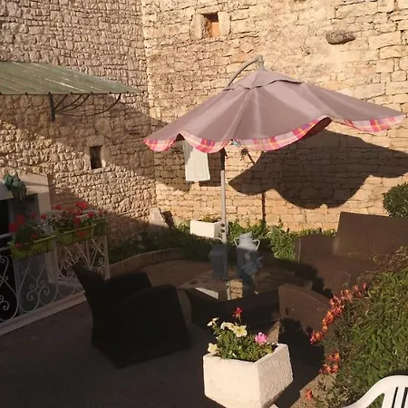 Les Quatre Saisons Semesterbostad