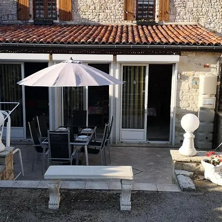 Les Quatre Saisons Ferienhaus