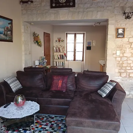 Les Quatre Saisons Holiday home Val-de-Bonnieure